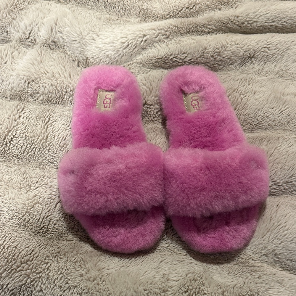 NEW UGG Women's Plush Pink Sheepskin Slippers